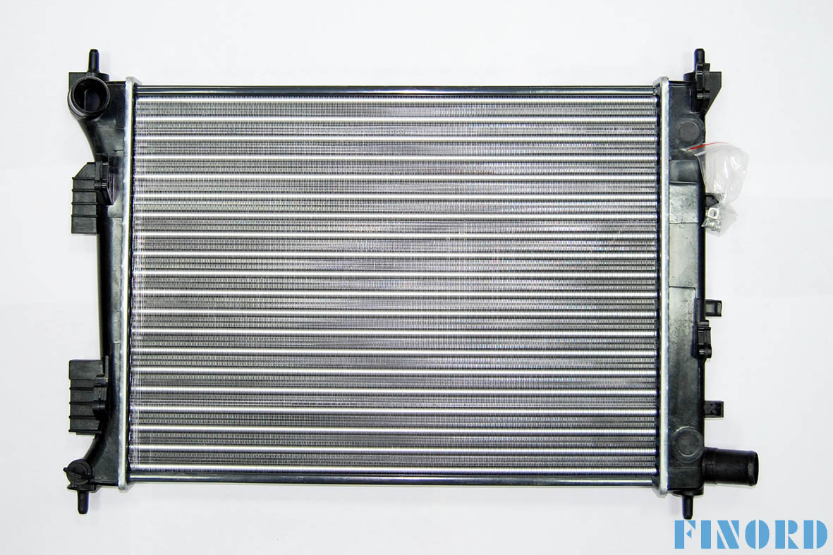 Радиатор охлаждения FINORD №FN-2370 (25310-4L000) для а/м HYUNDAI: SOLARIS MT