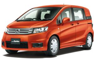 Honda Freed Поколение I Компактвэн Spike
