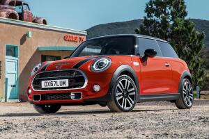 MINI Hatch Поколение III (F55/F56) Рестайлинг Хэтчбек 3 дв.