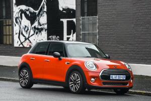 MINI Hatch Поколение III (F55/F56) Рестайлинг Хэтчбек 5 дв.