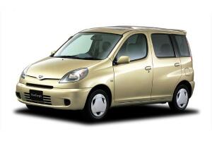 Toyota FunCargo Поколение I Компактвэн