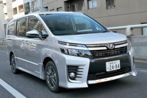 Toyota Voxy Поколение III (R80) Минивэн