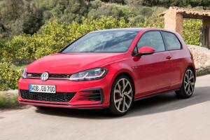 Volkswagen Golf GTI Поколение VII Рестайлинг Хэтчбек 3 дв.